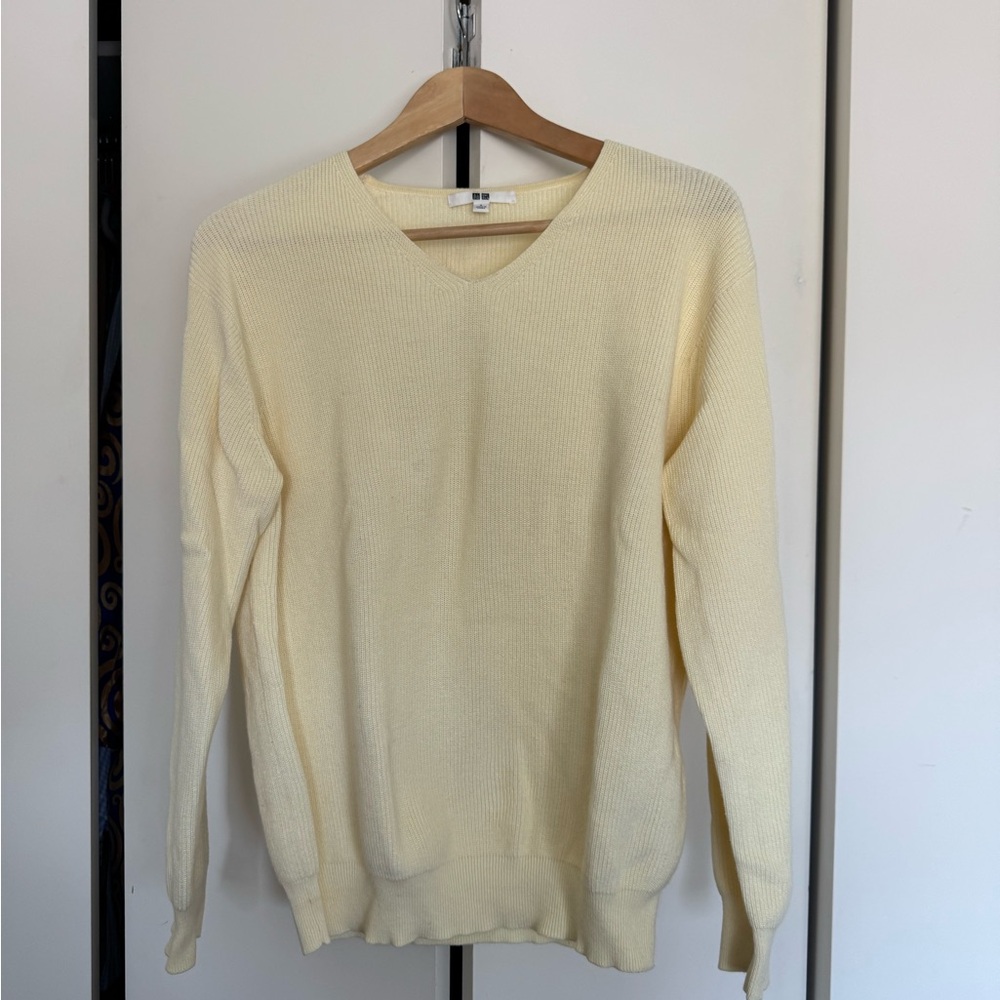 Uniqlo Butter Yellow V-Neck Knit Sweater
